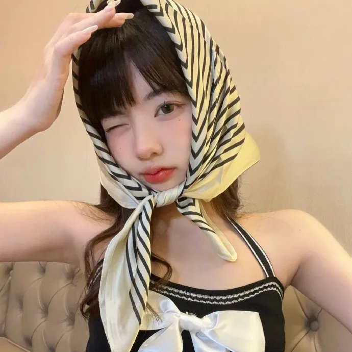百变小姬子