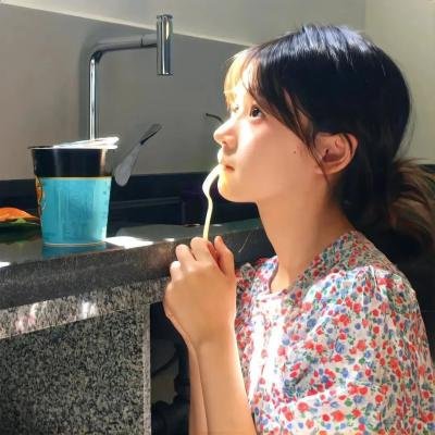 潜藏敌影
